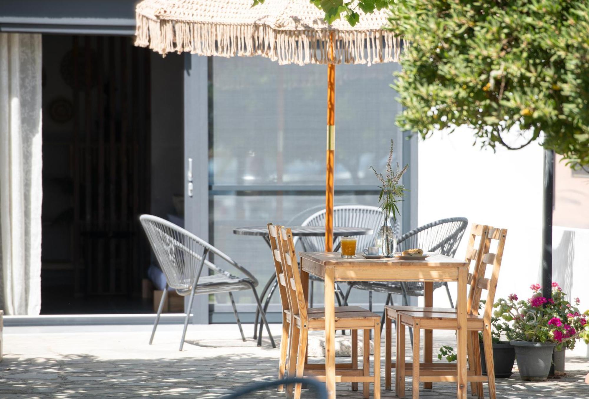 Akasti Slow Living Vakantiehuis Paralia Sikias